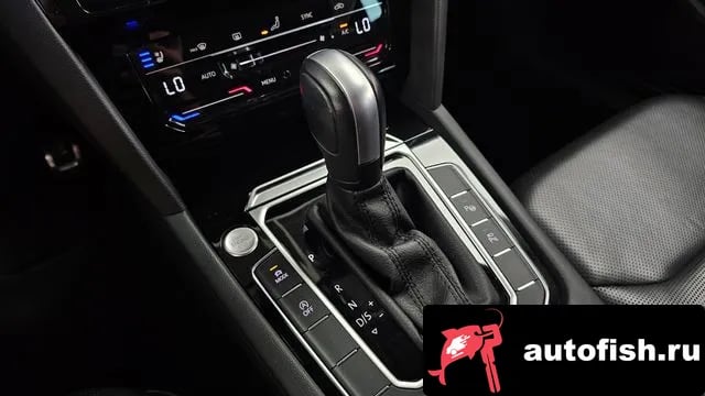 Volkswagen Arteon Atheon 2023 года - похожие автомобили