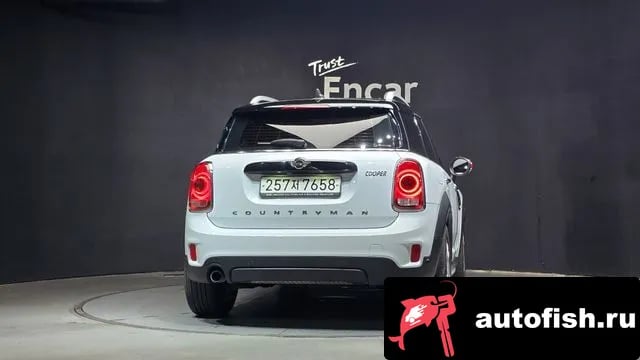 Mini Countryman Cooper Country Man 2019 года - вид 4
