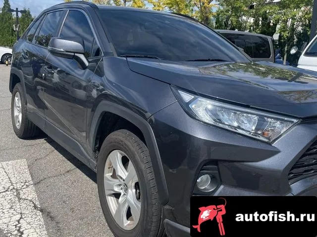 Toyota RAV4 RAV4 5th Generation 2021 года - вид 3