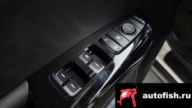 Kia Sportage Sportage The Bold 2018 года - похожие автомобили