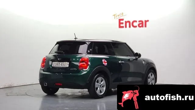 Mini Cooper Cooper D 2018 года - вид 1