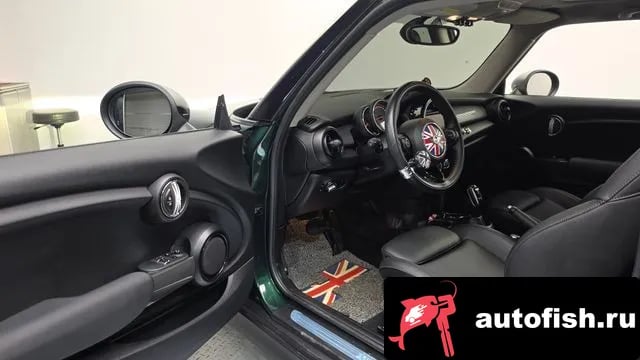 Mini Cooper Cooper D 2018 года - вид 6