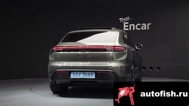 Porsche Macan Makan EV 2025 года - вид 4