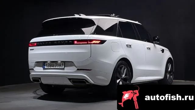 Land Rover Range Rover Sport Range Rover Sport 3rd Generation 2024 года - вид 2