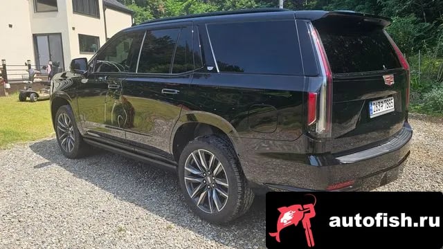 Cadillac Escalade Escalade 5th Generation 2022 года - похожие автомобили