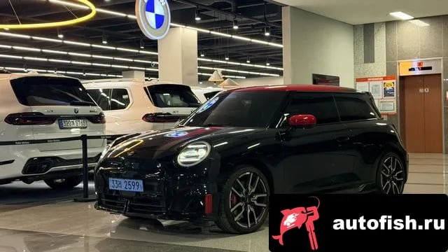 Mini Cooper Cooper Electric 4th Generation 2026 года - автомобиль из Южной Кореи