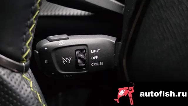Peugeot 208 e-208 second Generation 2021 года - похожие автомобили