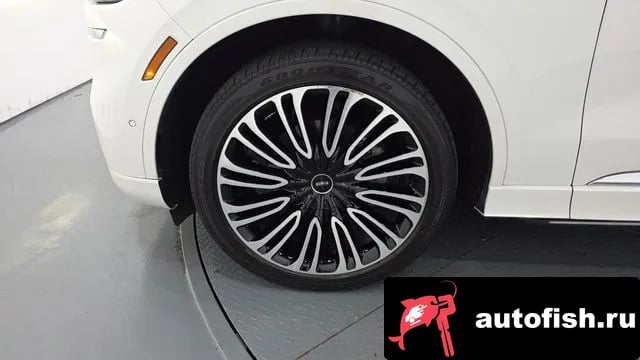 Lincoln Aviator Aviator 2nd generation 2022 года - вид 5