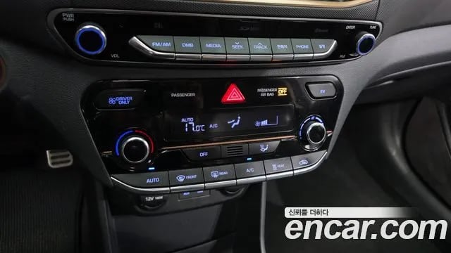 Hyundai Ioniq Ionic Electric 2018 года - похожие автомобили