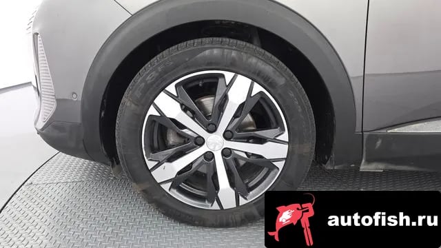 Peugeot 3008 3008 second generation 2021 года - вид 5