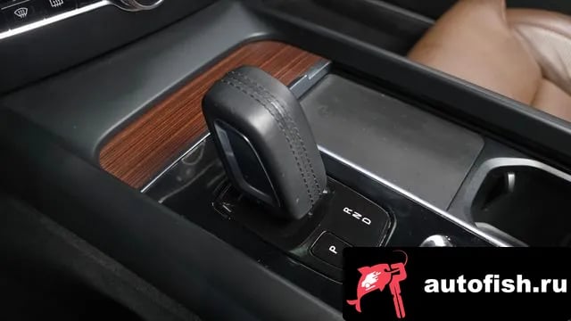 Volvo V60 V60 Cross-country 2nd Generation 2021 года - похожие автомобили