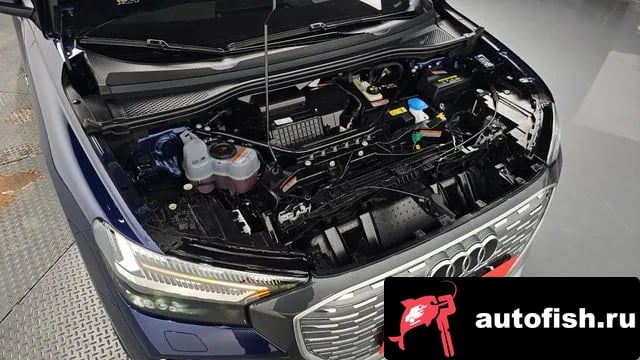 Audi Q4 e-tron Q4 e-Tron (F4) 2025 года - вид 5