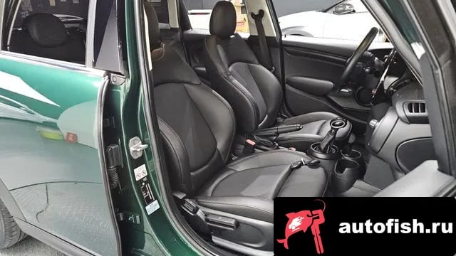 Mini Cooper Cooper 2018 года - похожие автомобили