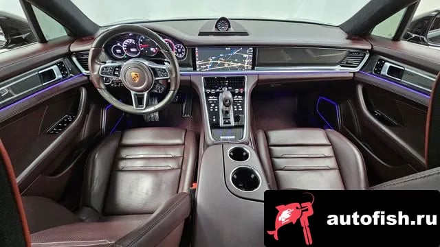 Porsche Panamera Panamera (971) 2018 года - похожие автомобили