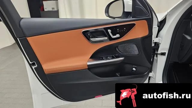 Mercedes-Benz C-Class C-Class W206 2026 года - похожие автомобили