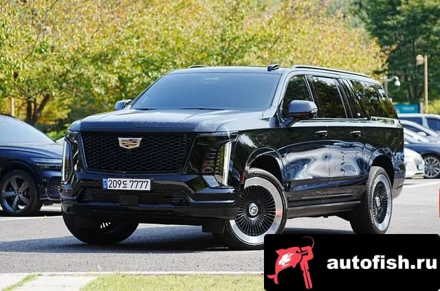 Cadillac Escalade Escalade 5th Generation 2025 года - похожие автомобили