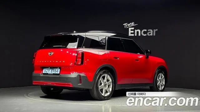 Mini Countryman Cooper Countryman Electric 3rd Generation 2025 года - вид 2