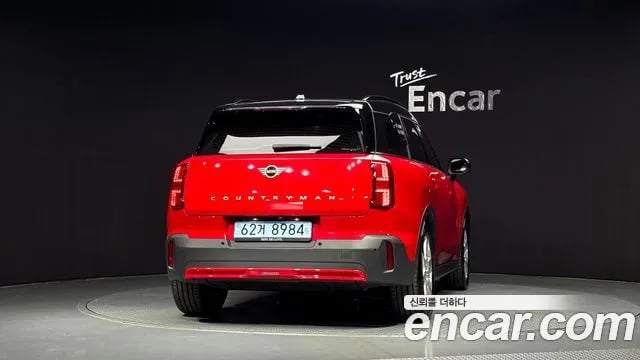 Mini Countryman Cooper Countryman Electric 3rd Generation 2025 года - вид 4