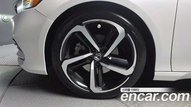Honda Accord Accord 10th Generation 2018 года - похожие автомобили