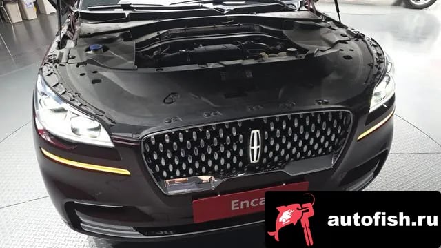 Lincoln Aviator Aviator 2nd generation 2020 года - вид 6