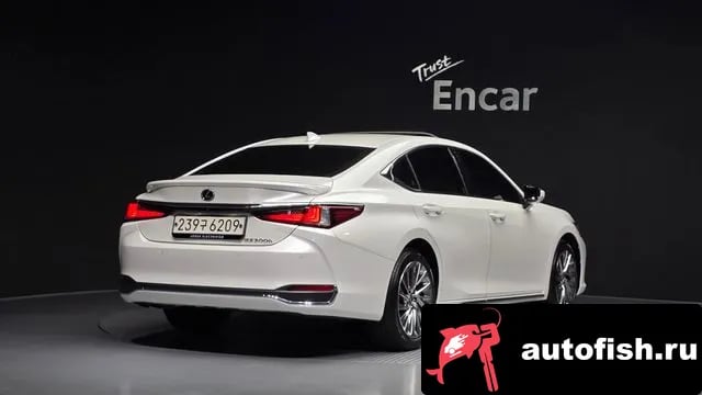 Lexus ES ES300h 7th generation 2025 года - вид 2