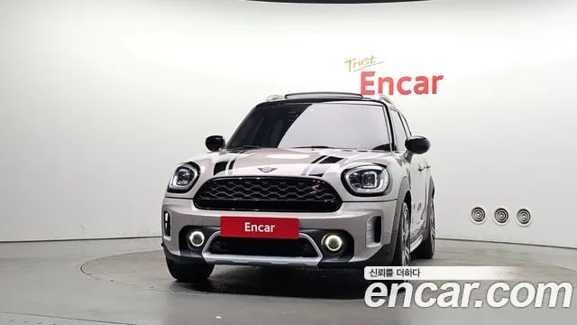 Mini Countryman Cooper Country Man 2021 года - вид 3
