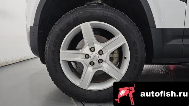 Land Rover Defender Bitdefender (L663) 2023 года - вид 5