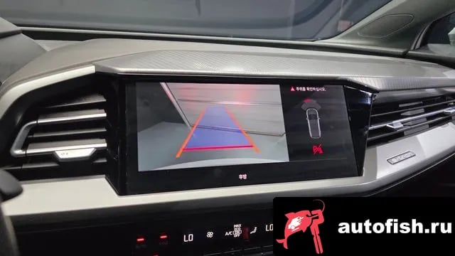 Audi Q4 e-tron Q4 e-Tron (F4) 2022 года - похожие автомобили