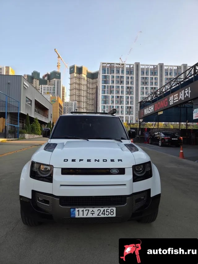 Land Rover Defender Bitdefender (L663) 2022 года - автомобиль из Южной Кореи
