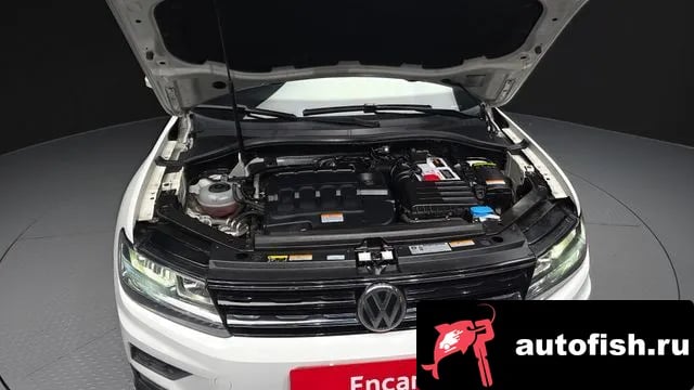 Volkswagen Tiguan Tiguan second Generation 2019 года - вид 5
