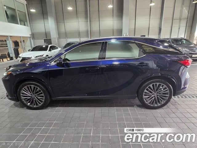 Lexus RX RX350h 5th generation 2025 года - вид 4