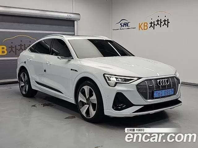 Audi e-tron e-Tron 2022 года - вид 4