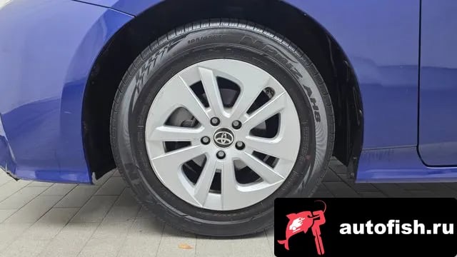 Toyota Prius Prius 4th Generation 2018 года - вид 5