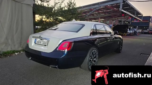 Rolls-Royce Ghost Ghost 2nd Generation 2021 года - вид 2