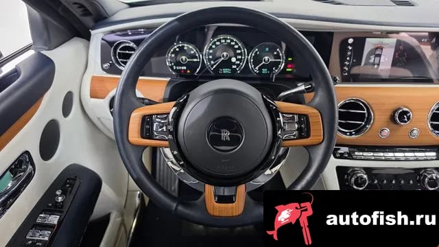 Rolls-Royce Ghost Ghost 2nd Generation 2021 года - похожие автомобили