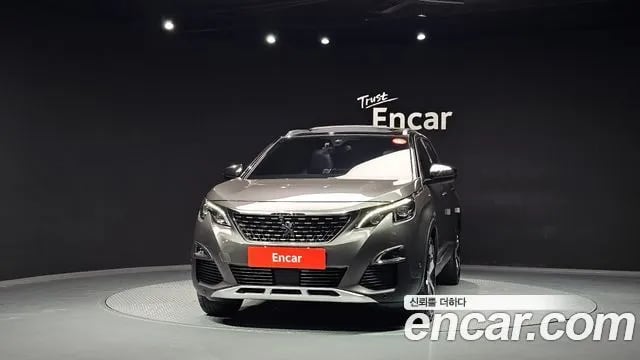 Peugeot 5008 5008 second generation 2019 года - вид 3