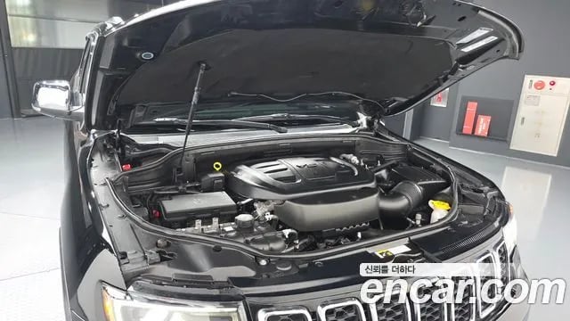 Jeep Cherokee Grand Cherokee 2020 года - вид 6