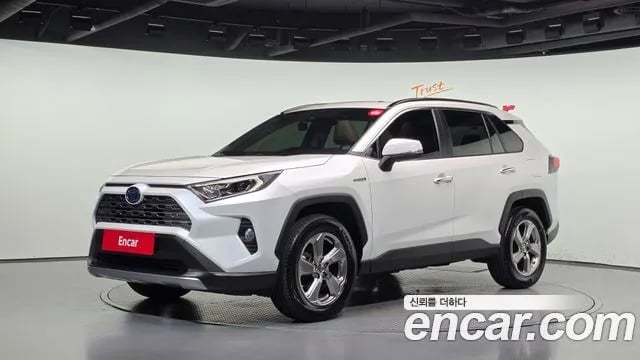 Toyota RAV4 RAV4 5th Generation 2021 года - вид 1