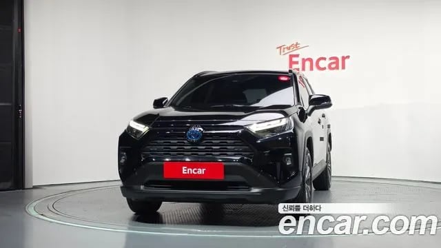 Toyota RAV4 RAV4 5th Generation 2023 года - вид 3