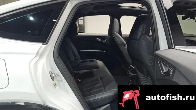 Audi Q4 e-tron Q4 e-Tron (F4) 2026 года - похожие автомобили