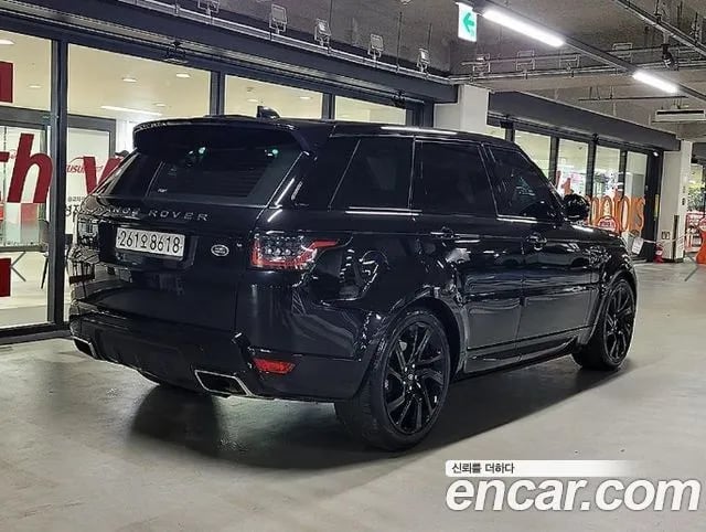 Land Rover Range Rover Sport Range Rover Sport 2nd Generation 2020 года - вид 4