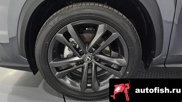 Lexus NX NX350h Second generation 2025 года - вид 5