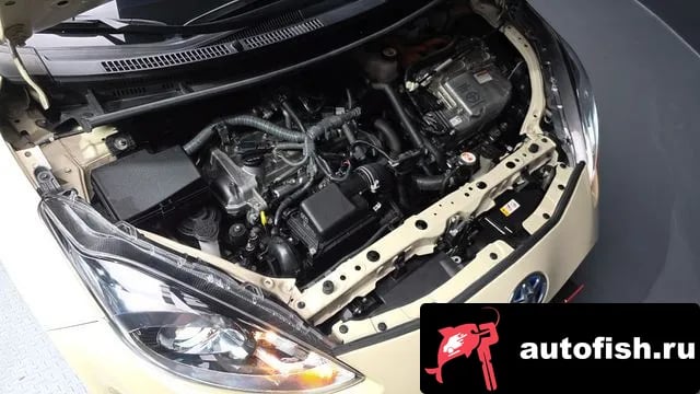 Toyota Prius Prius C 2019 года - вид 5