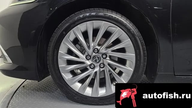 Lexus ES ES300h 7th generation 2020 года - вид 5