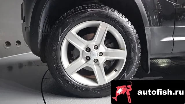 Land Rover Defender Bitdefender (L663) 2022 года - вид 5