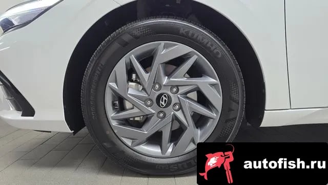 Hyundai AVANTE The New Avante (CN7) 2026 года - вид 5