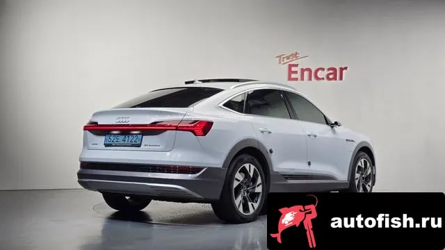 Audi e-tron e-Tron 2022 года - вид 2