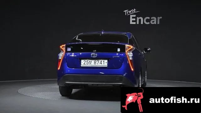 Toyota Prius Prius 4th Generation 2018 года - вид 4