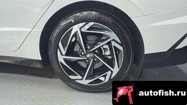 Hyundai Sonata Sonata D Edge (DN8) 2026 года - похожие автомобили