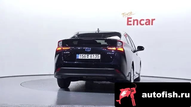 Toyota Prius Prius 4th Generation 2021 года - вид 4